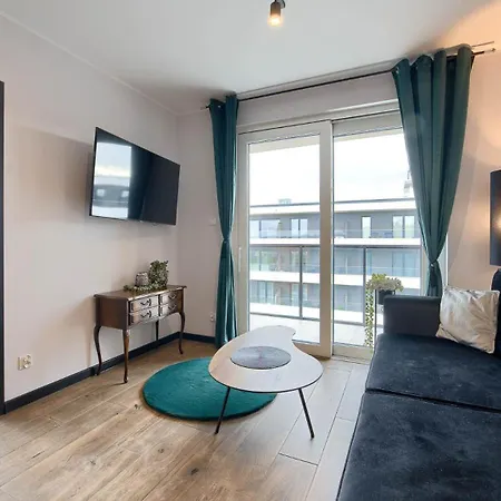 Apartament Przy Porcie Z Klimatyzacja, Garazem I Rowerami Kołobrzeg