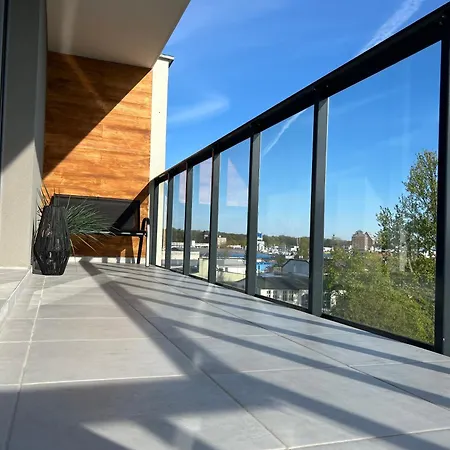 Apartament Przy Porcie Z Klimatyzacja, Garazem I Rowerami *