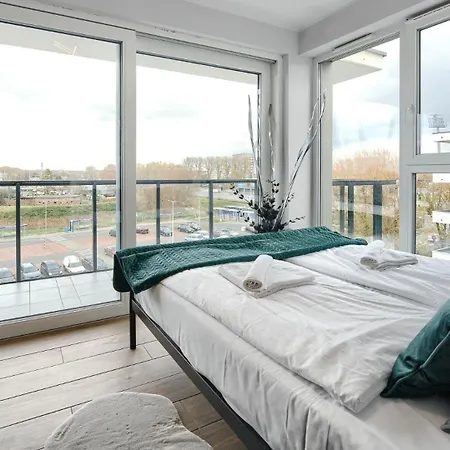 شقة Przy Porcie Z Klimatyzacja, Garazem I Rowerami كولوبرزيغ