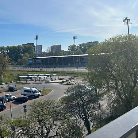 Apartmán Przy Porcie Z Klimatyzacja, Garazem I Rowerami Kolobřeh